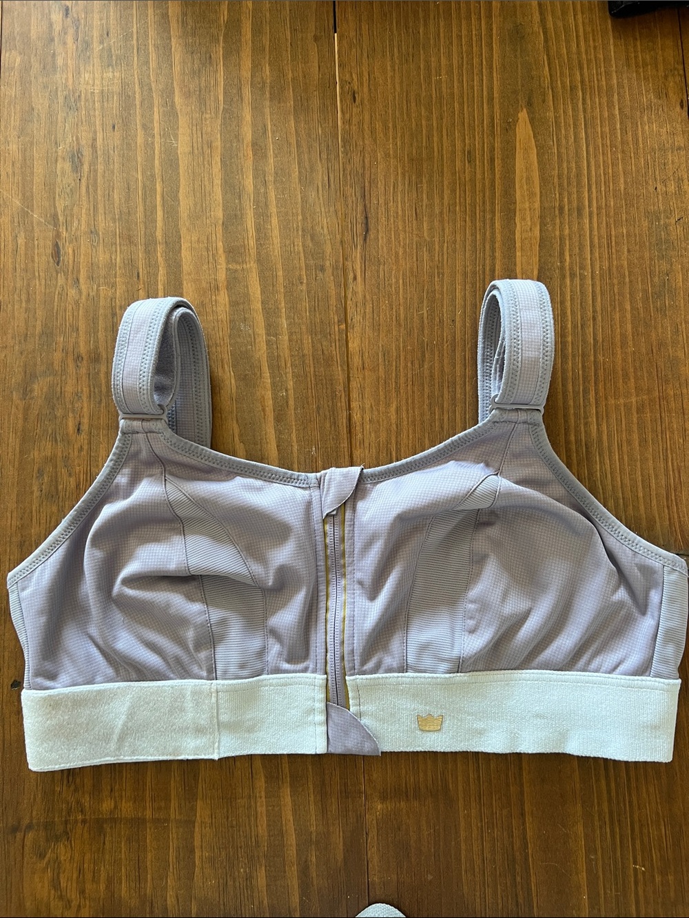 SHEFIT LUXE Front-Zip Lavender Sports Bra with White Band